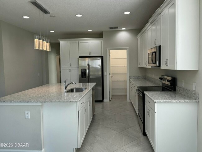 Building Photo - 899 Attitude Ave