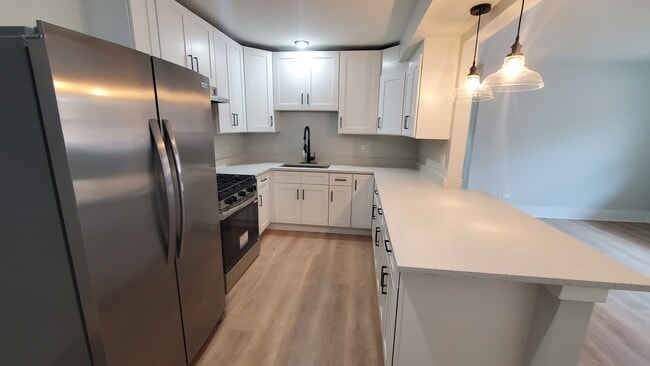 Primary Photo - 2031 N 18th Ave
