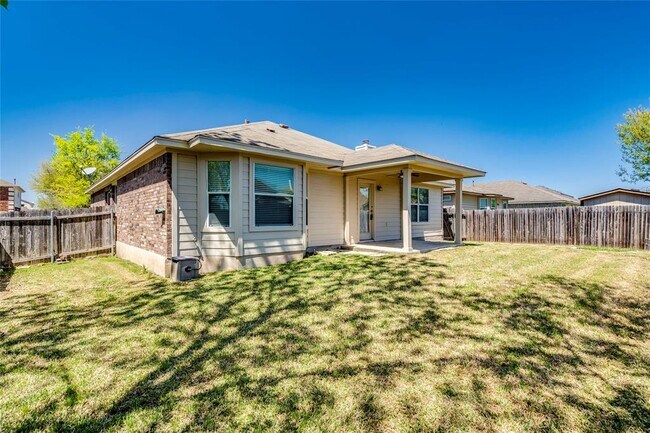 Building Photo - 293 Buckingham Dr