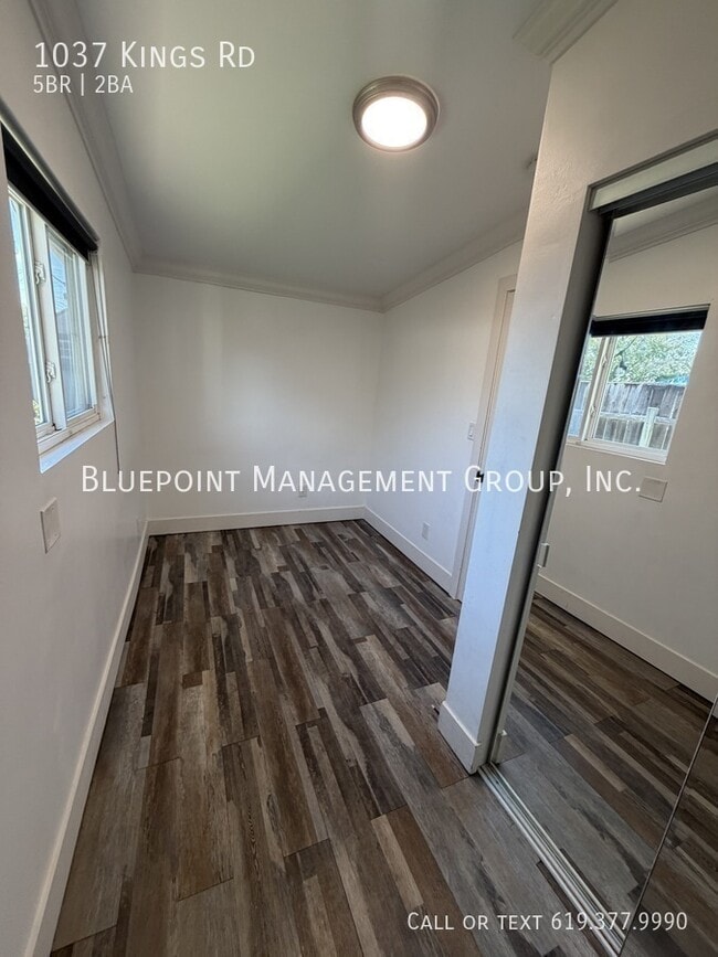 Building Photo - 1037 Kings Rd