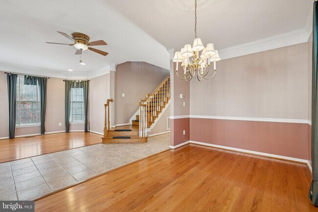 Building Photo - 21590 Merion St