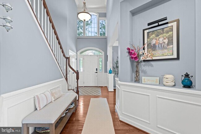 Building Photo - 43550 Riverpoint Dr