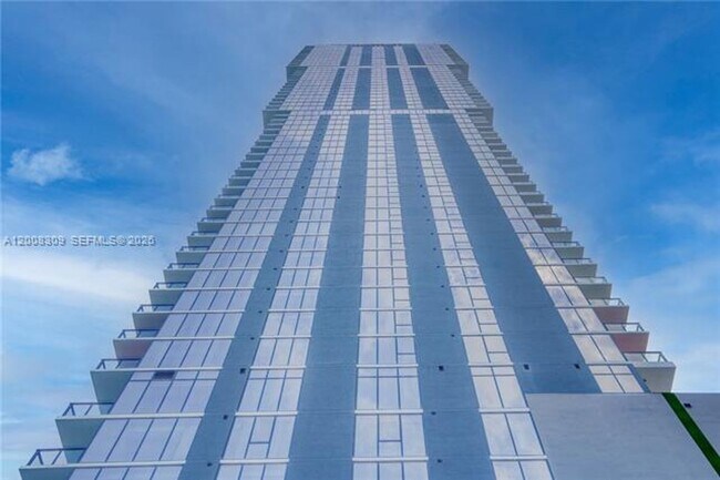 Building Photo - 788 NE 23rd St