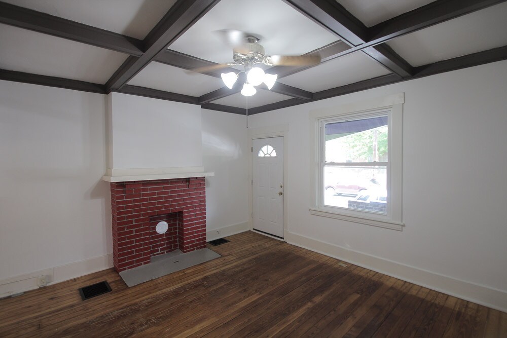 Building Photo - 124 S Trenton Ave