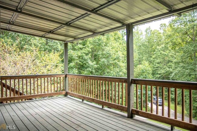 Building Photo - 168 Hamlin Rd