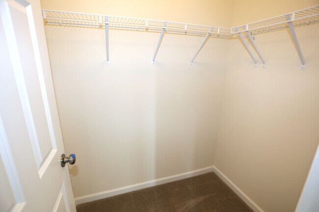 Building Photo - 14317 Summit View Ln