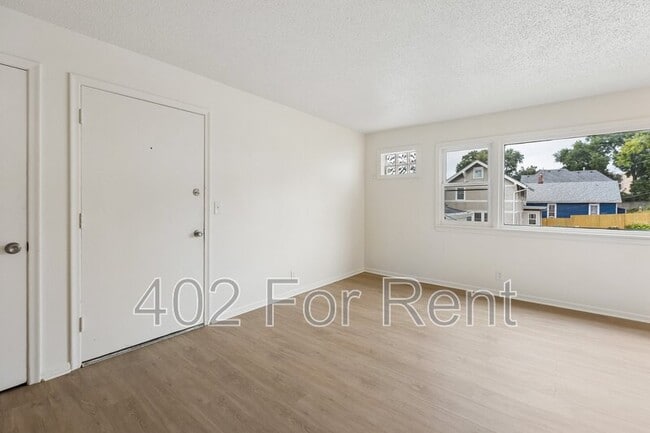 Building Photo - 1056 S 29th St