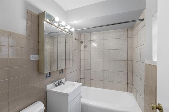 Building Photo - 6200 W 64th Pl