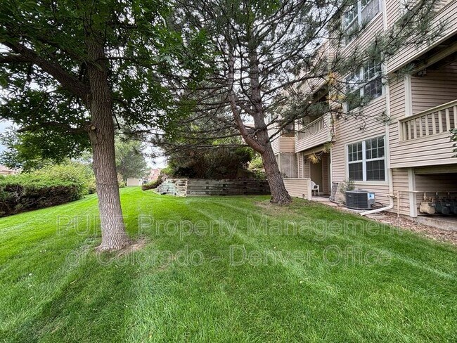 Building Photo - 965 S Miller St