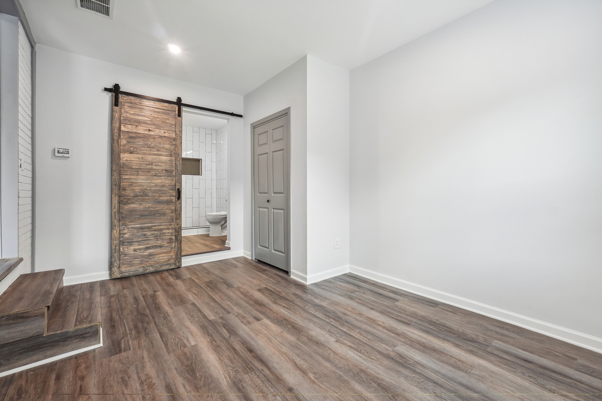 Building Photo - 2899 Gresham Rd SE