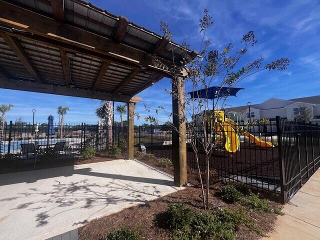 Building Photo - 2587 Cliff Hollow Cir