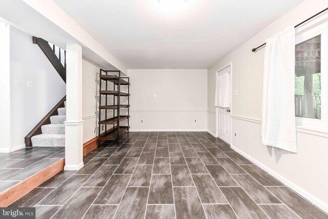 Building Photo - 5836 Jackson Oak Ct