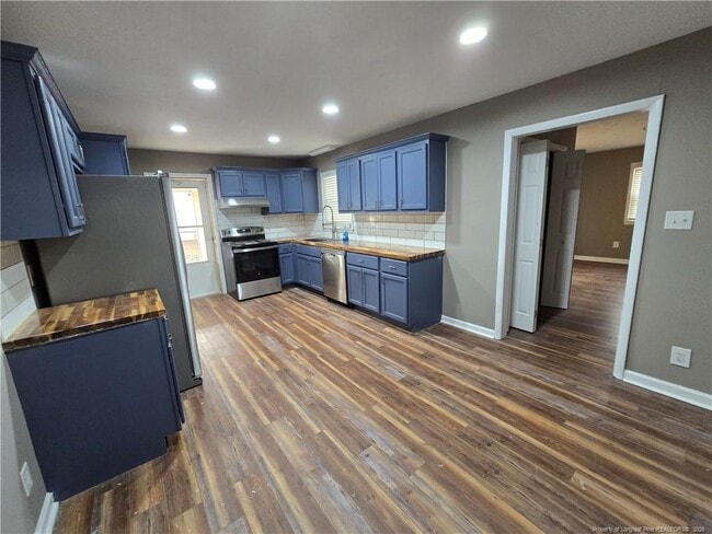 Building Photo - 2517 Vestal Ave