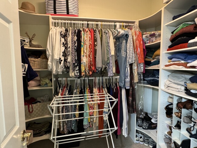 Building Photo - 110 Oglehili Trace