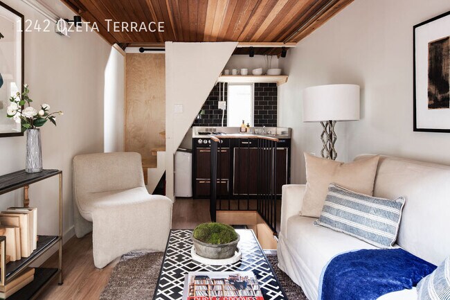 Building Photo - 1242 Ozeta Terrace