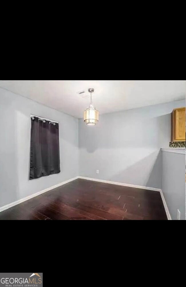 Building Photo - 5563 Windfall Ln
