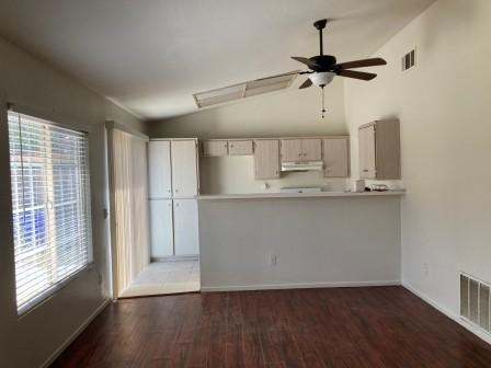 Building Photo - 10474 Tolliver St