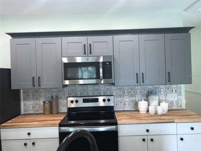 Building Photo - 1321 W North B St