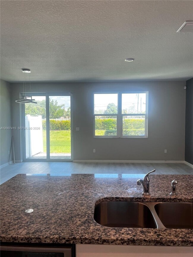 Building Photo - 6349 Topsail Dr