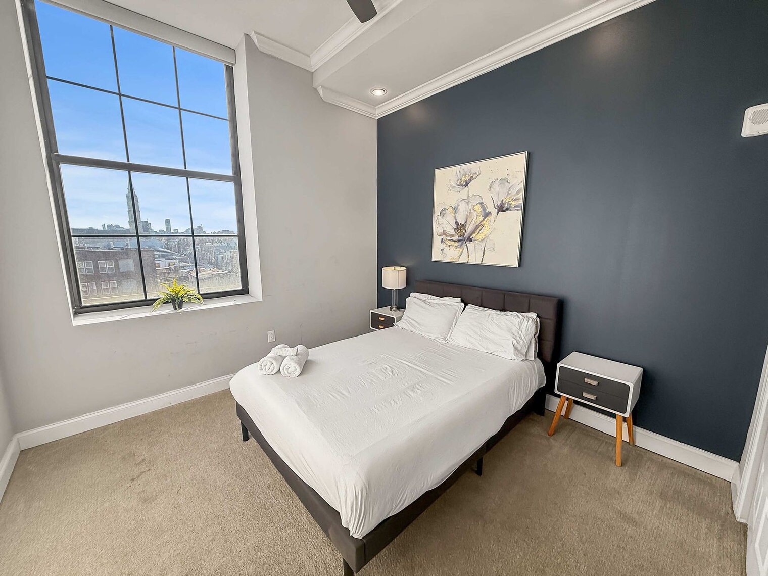 Building Photo - 1401 N 5th St