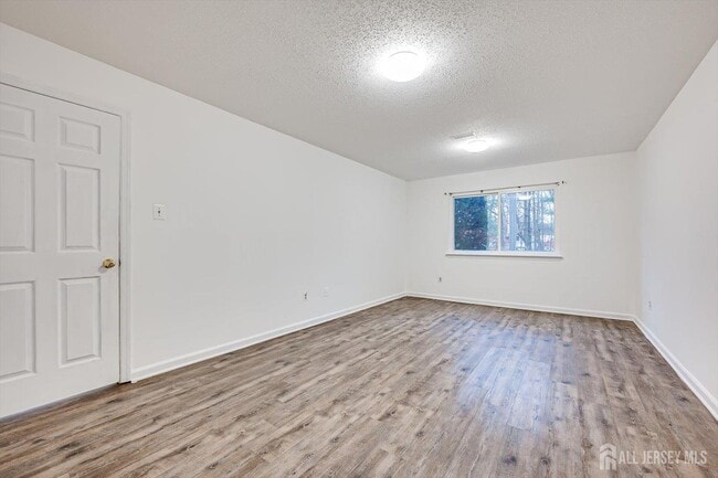 Building Photo - 1116 Edison Glen Terrace