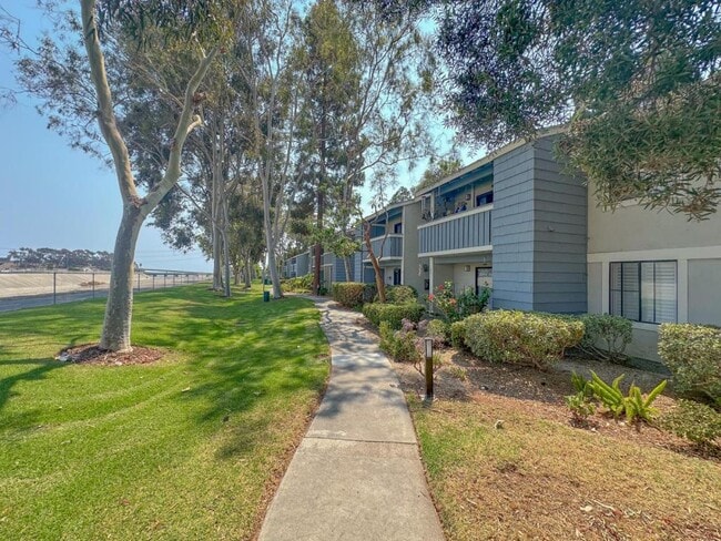 Building Photo - 25611 Quail Run