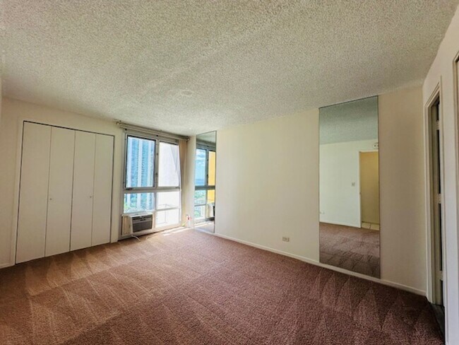 Building Photo - 2 Bedroom, 2 Bathroom, 1 Parking (1350 Ala...