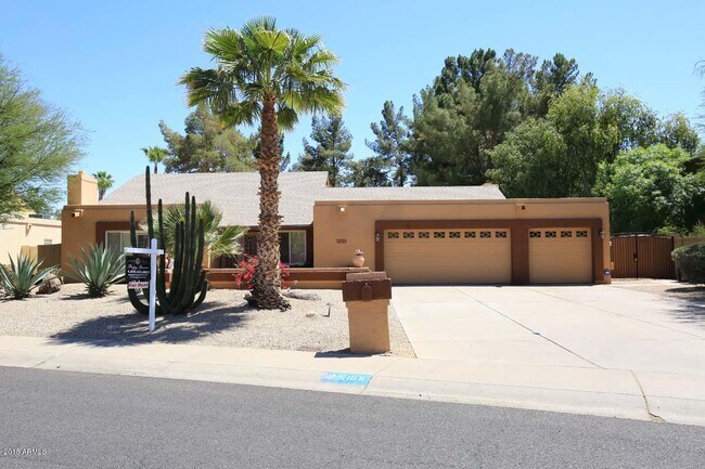 Building Photo - 5109 E Kathleen Rd