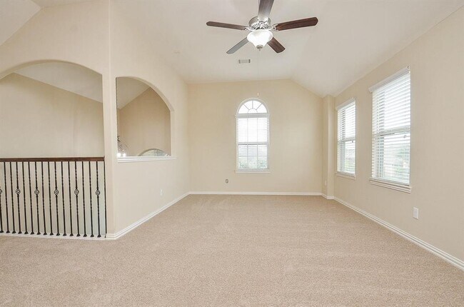 Building Photo - 6523 Point Hollow Ln