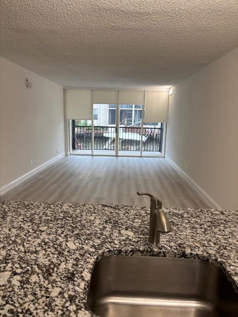 Building Photo - 8 Royal Palm Way