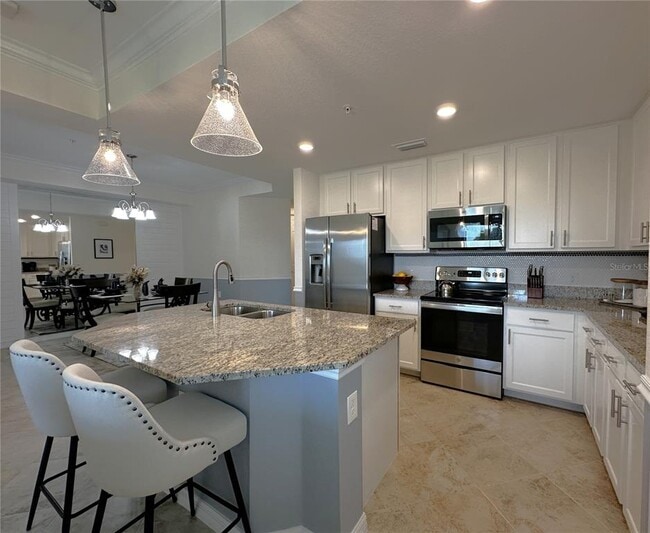 Building Photo - 14091 Heritage Landing Blvd