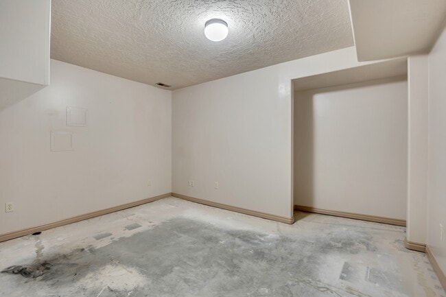 Building Photo - 778 S 410 E