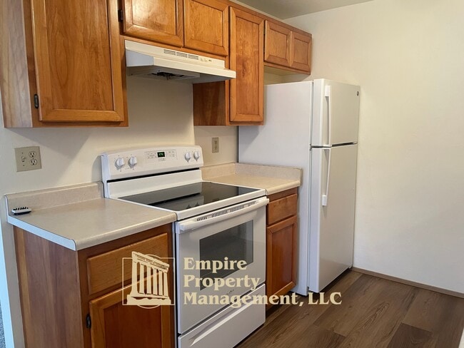 Building Photo - 3819 Dove Ln