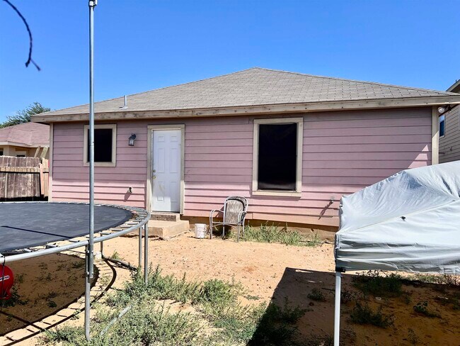 Building Photo - 14119 Fawn Dr