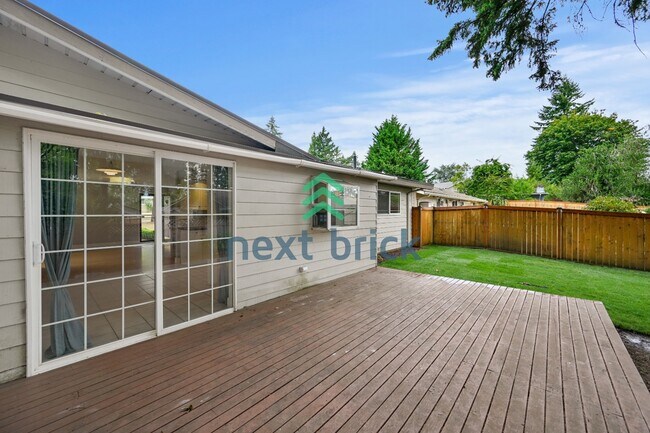 Building Photo - "Charming 3-Bedroom Bellevue Retreat: Cozy Comfort & Ideal Location!"