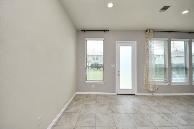 Building Photo - 1715 Ryon Falls Dr