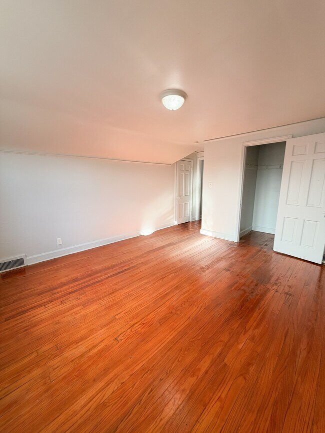 Building Photo - 18961 Steel St