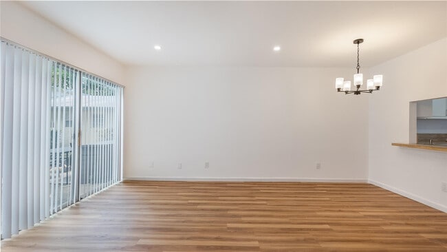 Building Photo - 3001 NW 4th Terrace