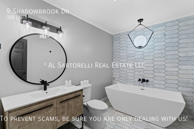 Building Photo - 9 Shadowbrook Dr