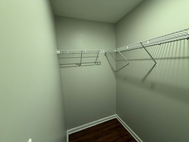 Building Photo - 6044 Humphreys Dr