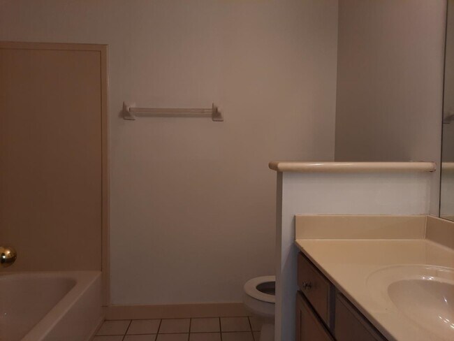 Building Photo - 4456 Alixs Dr