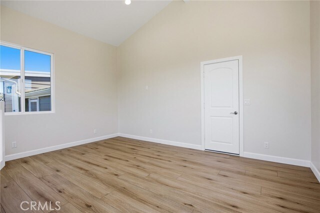 Building Photo - 1840 Temple Hills Dr
