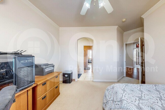Building Photo - 2606 Rue De Ville