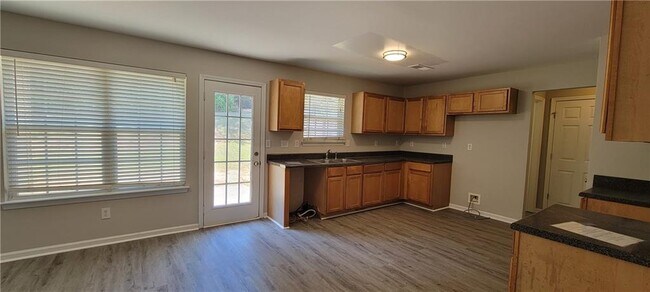 Building Photo - 5291 Caitlin Ln
