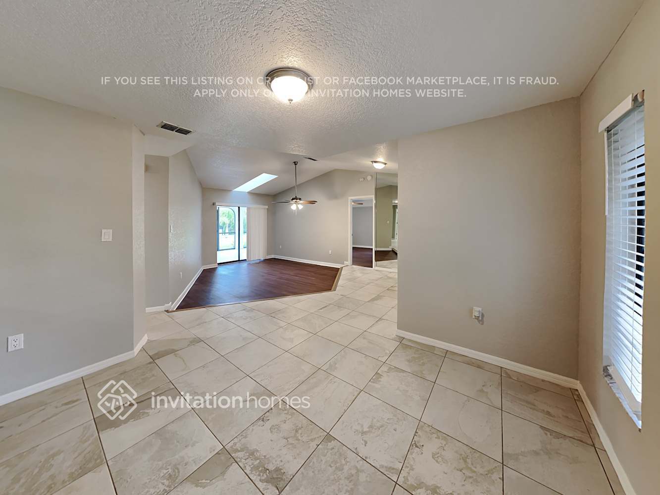 Building Photo - 2118 Amarillo Ln