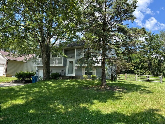 Building Photo - 8591 Rocky Trail