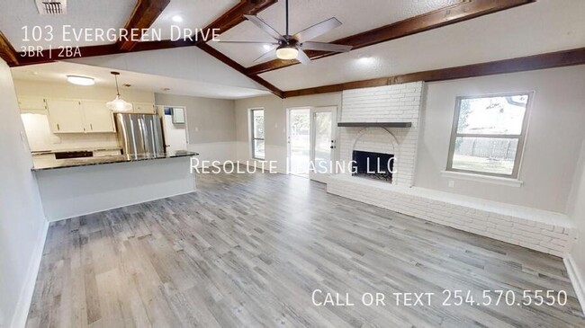 Building Photo - Renovated Harker Heights Gem – Stylish Liv...