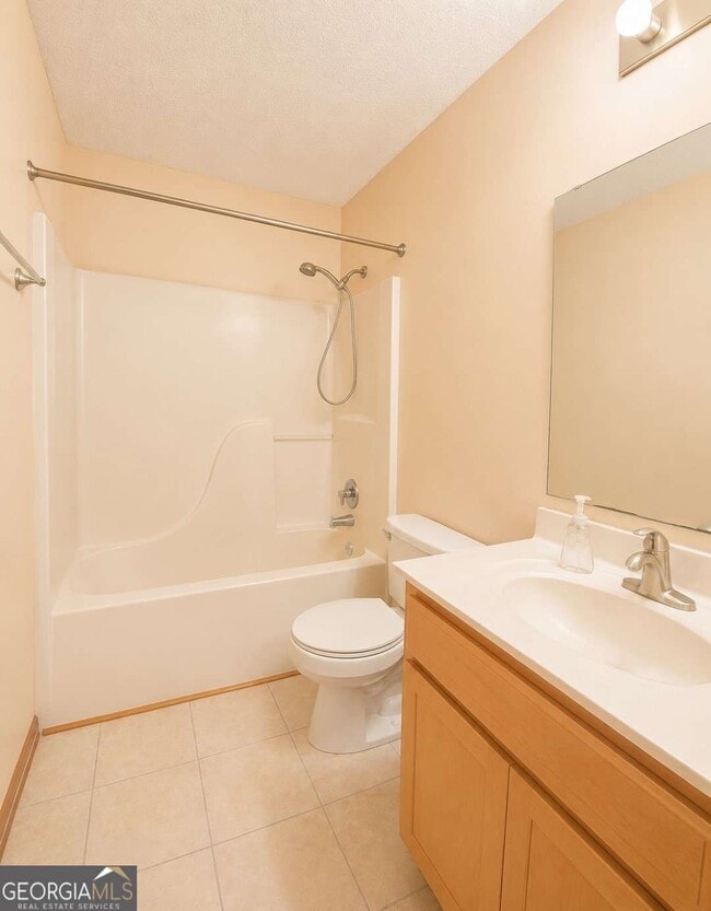 Building Photo - 603 Plantation Village Dr