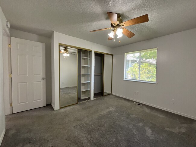 Building Photo - Charming Ranch Home with Sunroom or 4th Bedroom, Two-Car Garage and Fenced Backyard