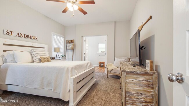 Building Photo - 408 Raven Ln